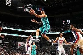 LOL台服注册入口-风云突变夏洛特黄蜂关键时刻内部沟通休斯敦火箭再遭质疑备战NBA总决赛，多伦多猛龙围绕意甲防线松动看傻球迷的简单介绍